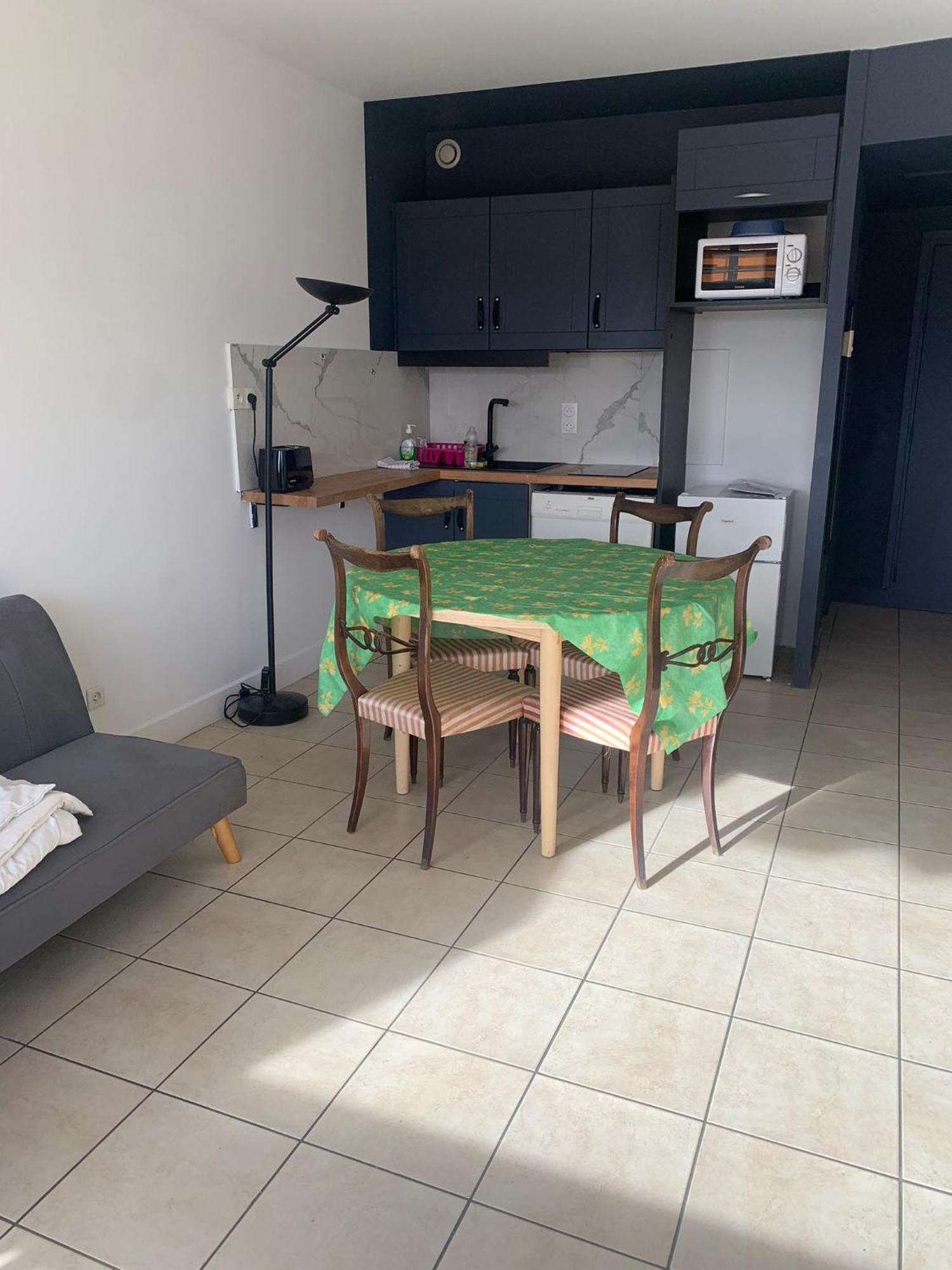 Apartment Heliotel Marine 4* Bord De Mer Saint-Laurent-du-Var Pokoj fotografie